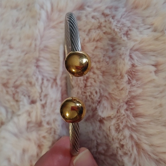 💚Vintage silver and gold tone bangle/ bracelet - Picture 3 of 3